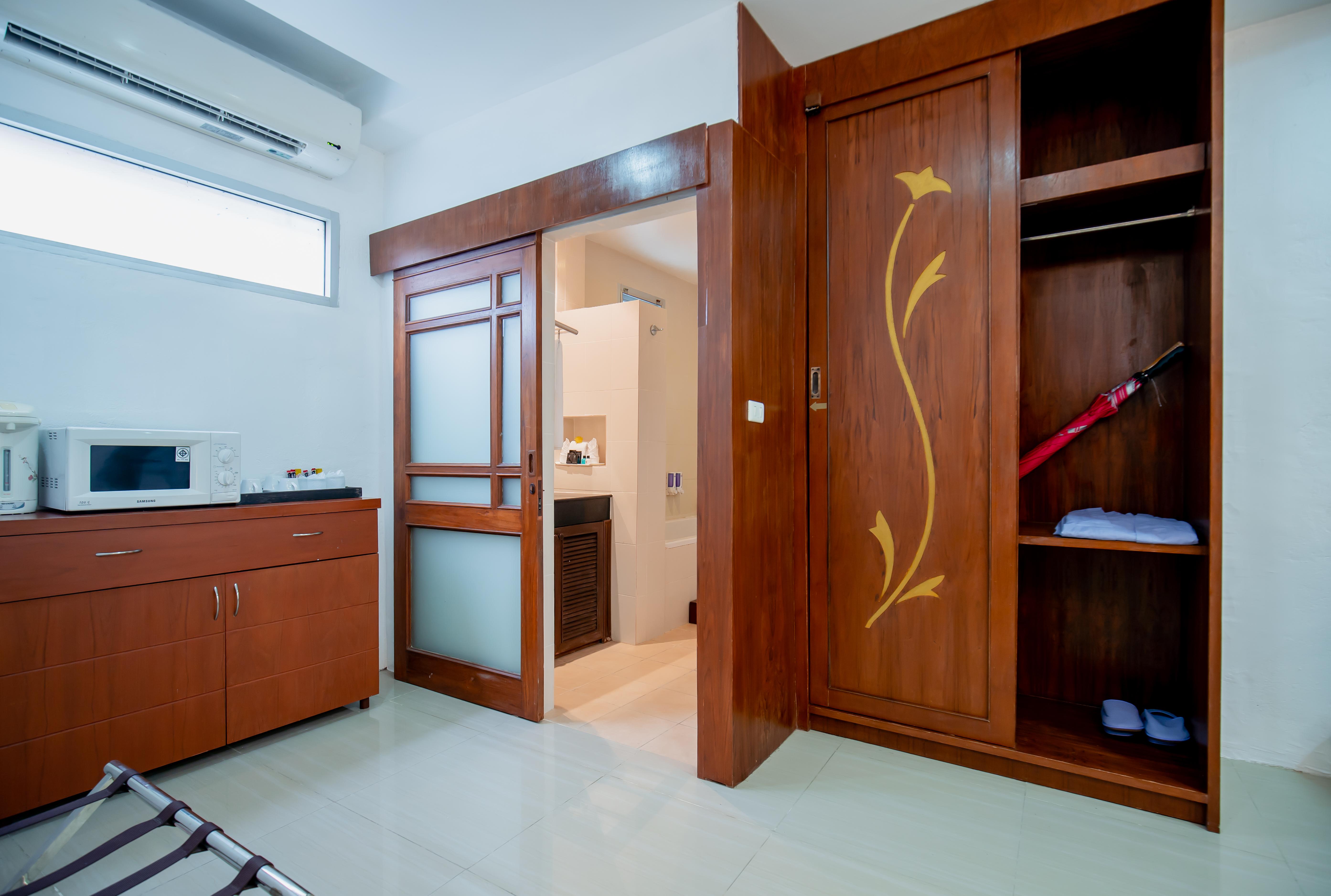 Hyton Leelavadee Resort