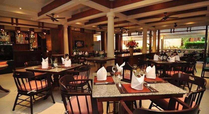 Hyton Leelavadee 4* Phuket